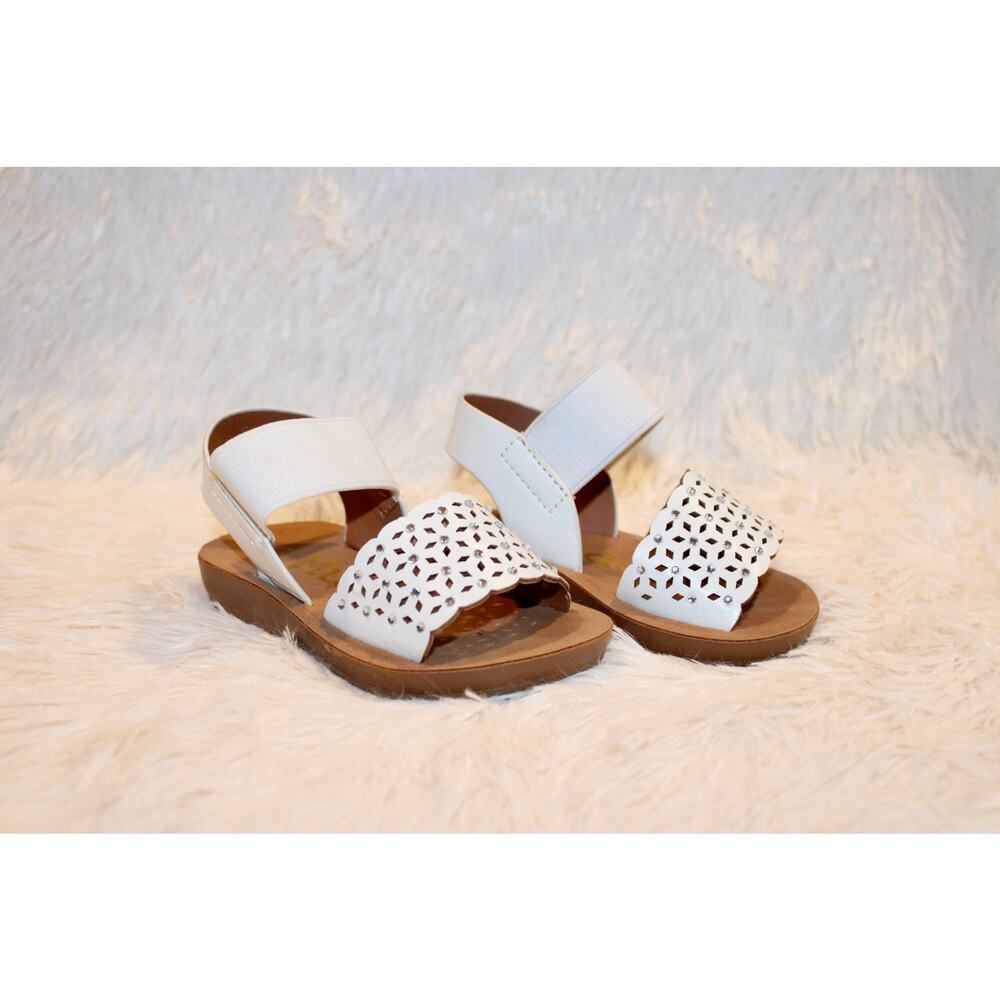 Toddler Girl White Sandals Size 5 – Cutout Floral Strap with Rhinestones